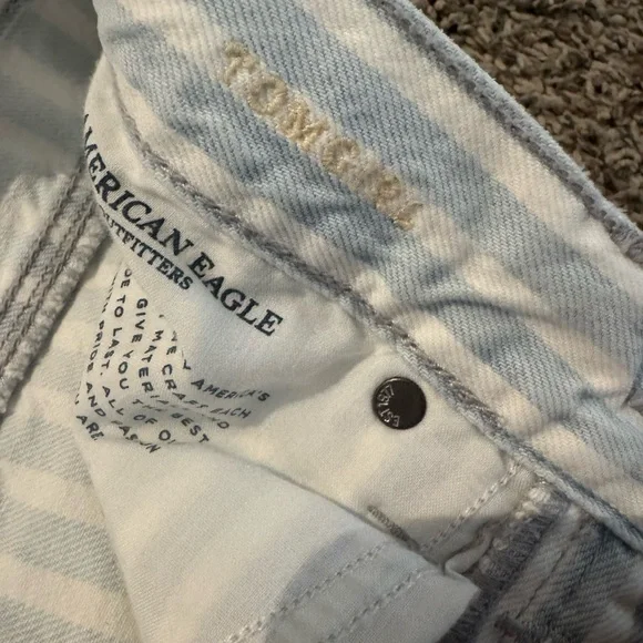 American Eagle Outfitters Blue and White Striped Straight Leg Jeans - Picture 5 of 6